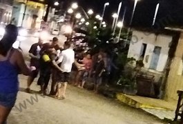 São Miguel dos Campos: Criminoso tenta matar jovens que estavam em praça a tiros