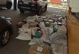 Cerca de 2 mil peças de roupas sem nota fiscal são apreendidas em rodovia de Alagoas