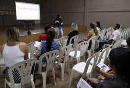 Profissionais da rede municipal são capacitados em curso de libras