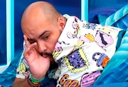 Irmã do Tiago Abravanel revela se o ator chupa dedo pra virar meme: 'Gostem ou não'