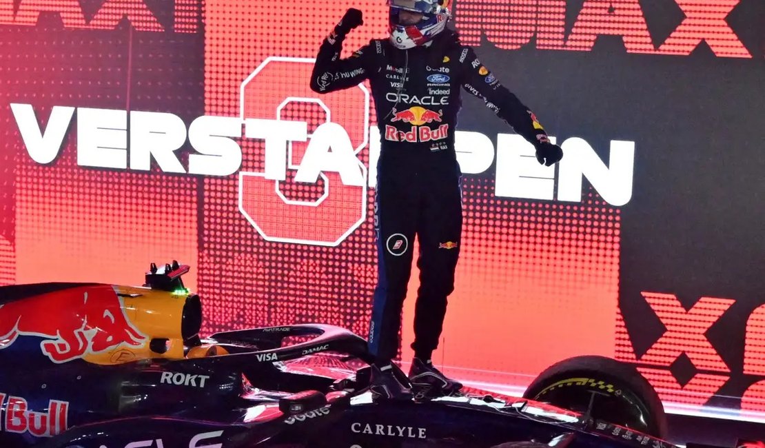 F1: Verstappen vence GP de Singapura e Antonelli fica perto do título