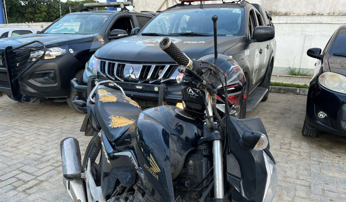 Em menos de 24 horas, Companhia de Choque recupera moto roubada em Maceió