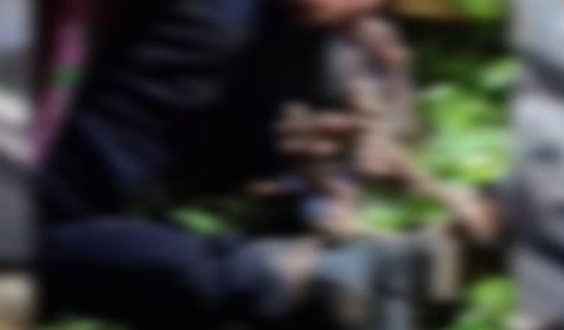 Após deixar pessoa baleada, homem tem mãos e pés amarrados antes de ser morto brutalmente em Mata Grande