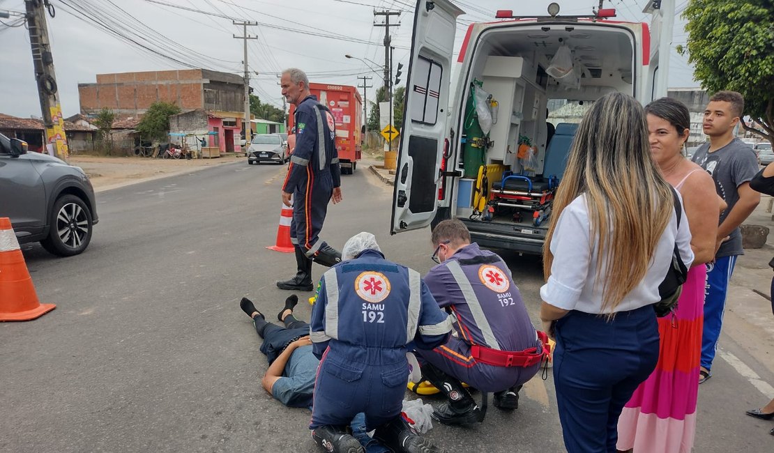 Motociclista fica ferido após perder controle de veículo e cair, em Arapiraca