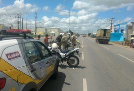 Colisão entre carro e moto deixa um ferido em Arapiraca