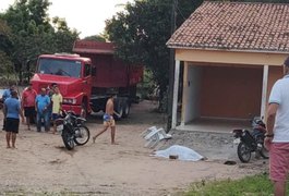 De moto, criminoso mata três pessoas da mesma família em Penedo