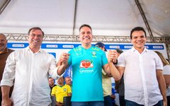 Luciano comemora assinatura de OS para pavimentação do acesso de quatro comunidades rurais