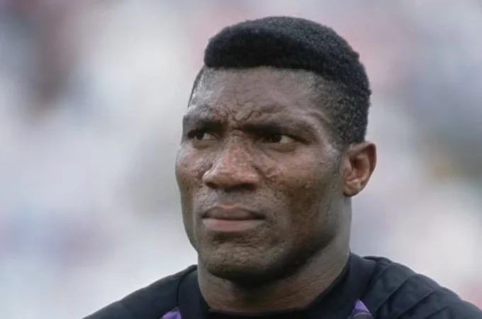 Morre 'Príncipe' Peter Rufai, goleiro da Nigéria nas Copas do Mundo de 94 e 98