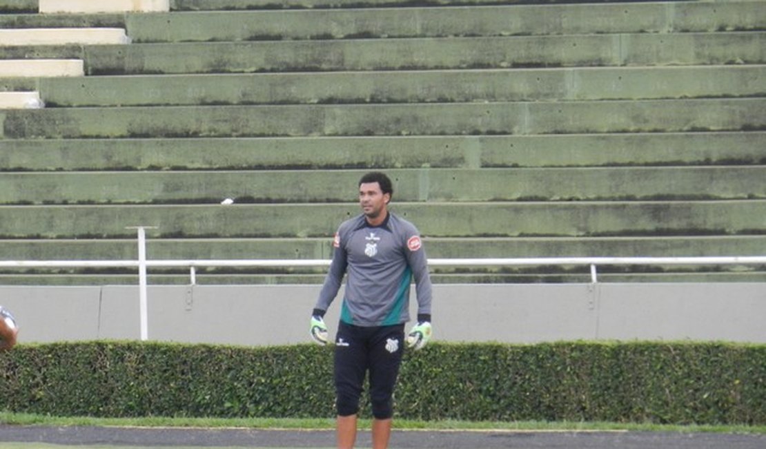 Após trio do Coruripe, direção do ASA deve confirmar contratação de goleiro