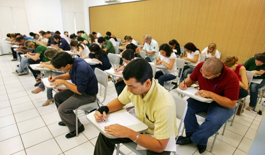 Publicado edital do concurso para professor da rede estadual de AL