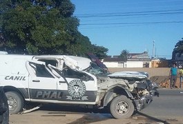 Acidente envolvendo viatura da PM deixa policial ferido em Maceió