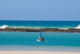 Alagoas tem 41 trechos de praia considerados próprios para banho