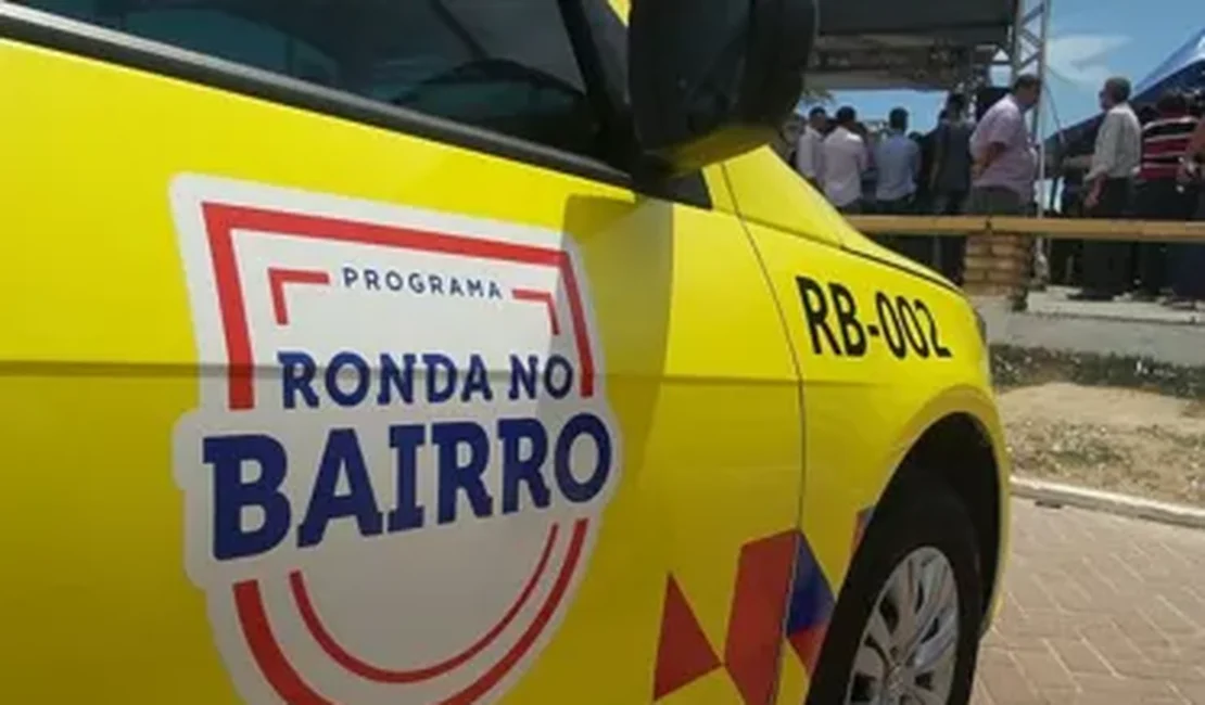 Suspeito de furtos é preso após tentar fugir pelo mar na Ponta Verde