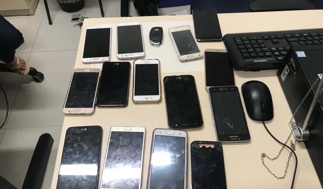 Quadrilha especializada em furto de celulares é presa durante show