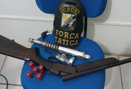 Força Tática prende Jovem e apreende menor com espingarda calibre 12 em Arapiraca