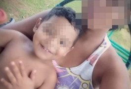 Criança de 2 anos morre após cair sobre copo e ter coração perfurado