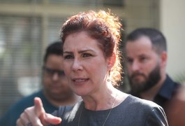 Carla Zambelli segue presa apos alegar mal-estar durante audiência na Itália