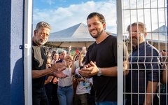 Prefeito Lucas Santos entrega obras para a saúde e educação e assina ordens se serviços