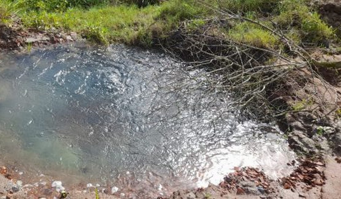 Reparo da adutora do Sistema Coletivo do Agreste deixa Feira Grande, Lagoa da Canoa e parte de Arapiraca sem água
