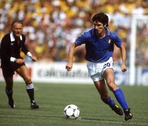 Morre o ex-atacante italiano Paolo Rossi, algoz do Brasil na Copa de 82, informa a 'Gazzetta dello Sport'