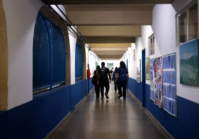 Enfrentamento à violência é desafio para 71,7% dos gestores de escolas