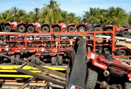 30 quadriciclos e 70 bugres são apreendidos na Praia do Gunga durante Operação do IMA e BPA