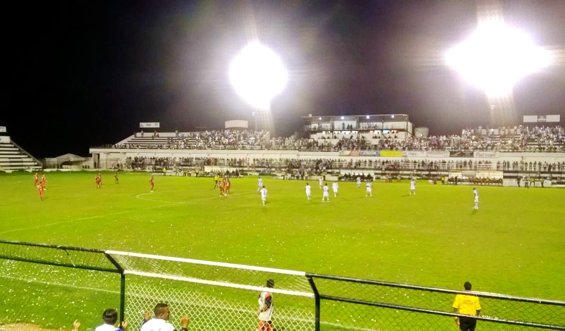 No sufoco, ASA vence Vila Nova e garante vantagem no mata-mata