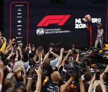 Verstappen vence GP da Espanha de Fórmula 1, com duas Mercedes no pódio