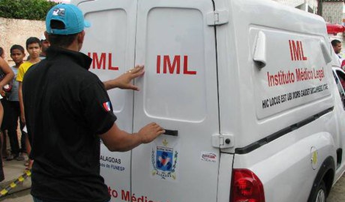 Jovem é assassinado com 11 disparos de arma de fogo dentro de casa