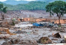 Com atraso, Samarco entrega planos de emergência para barragens em Mariana