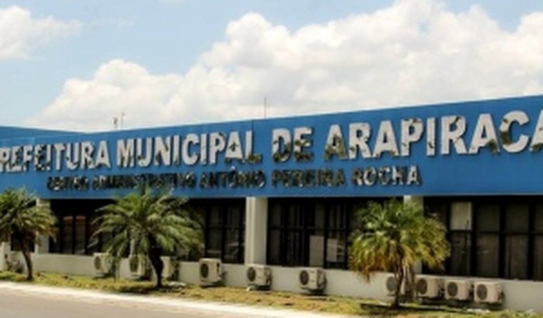 Prefeitura de Arapiraca aguarda aprovação orçamentária da Câmara para pagar servidores