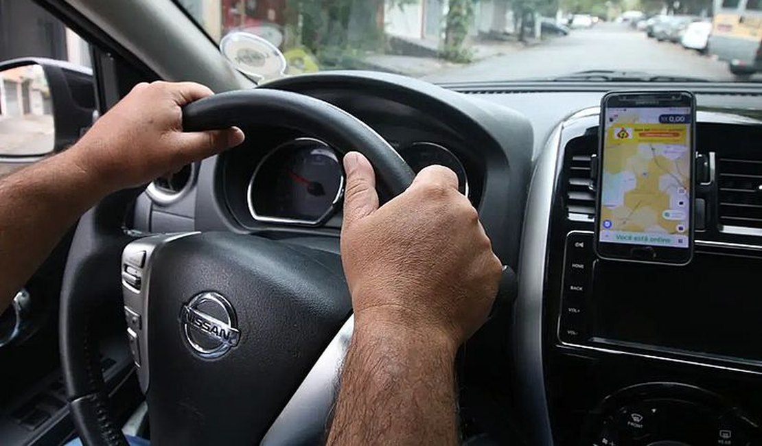 Senado aprova redução de IR para motoristas de aplicativo e taxistas