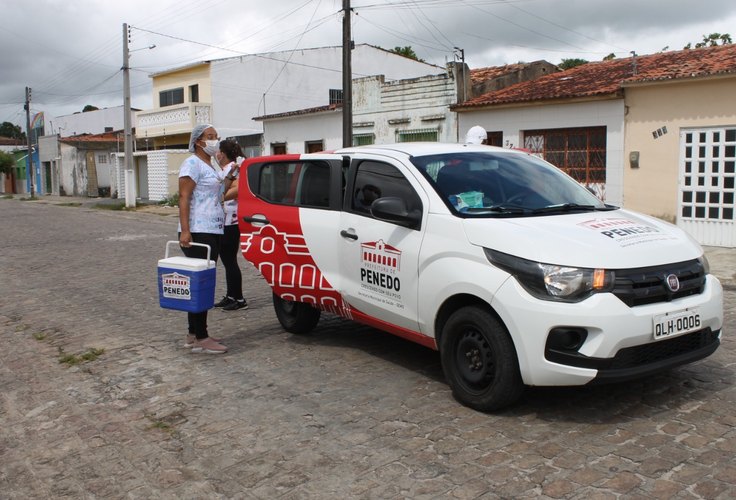 Prefeitura de Penedo lança Vacina no Braço, Pão na Mão para incentivar adesão à vacina contra gripe