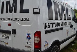 Acidente envolvendo dois carros e uma moto deixa um morto na BR-104, em AL