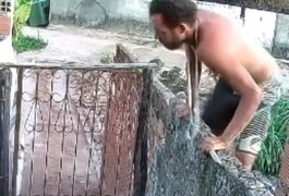 Horas após ser baleado, homem que estava pulando muro de residências para cometer crimes morre no HEA