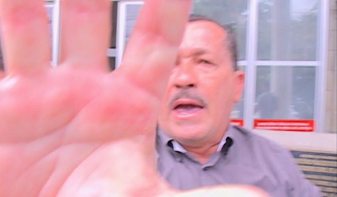 Vídeo. Pai e amigos de ex-prefeito de Girau preso em operação tentam agredir equipe da TV Pajuçara