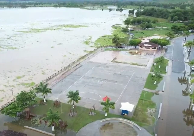 Chuvas intensas mantêm Alagoas em alerta máximo; Defesa Civil segue monitorando