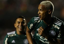 Palmeiras bate Grêmio e mantém liderança