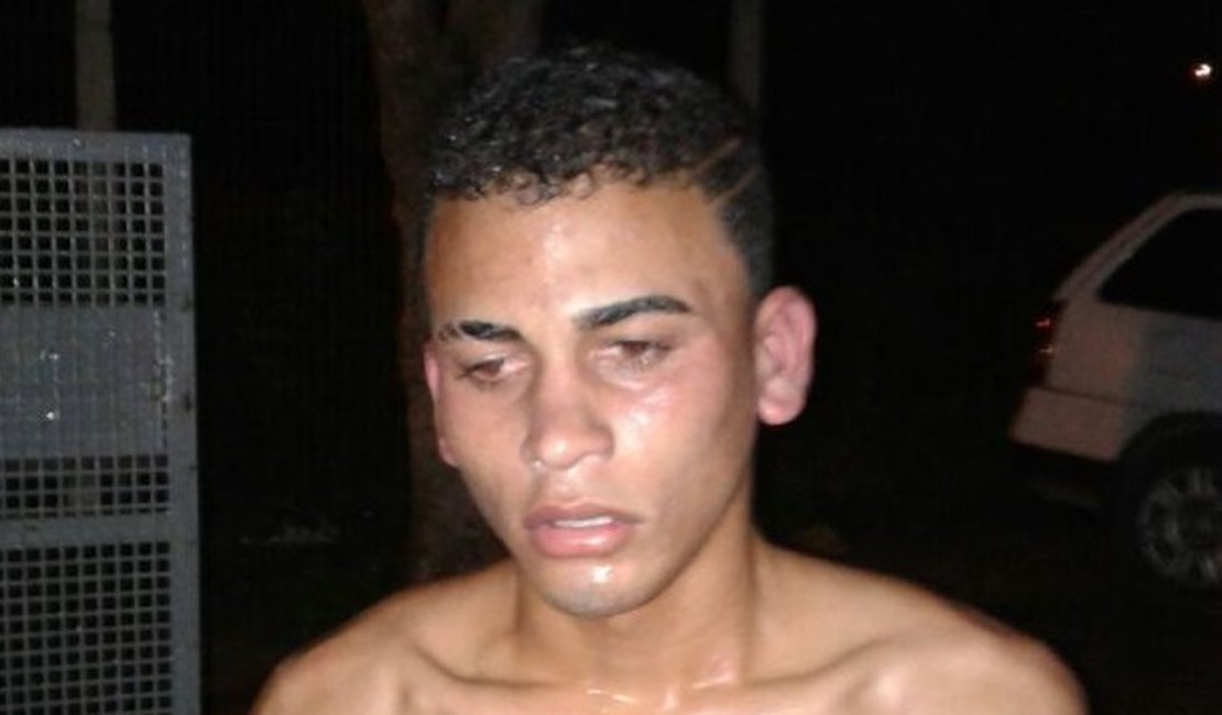 Polícia prende suspeito de roubar carro em frente a escola em Maceió