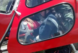 Grave acidente deixa uma pessoa morta e cinco feridas na BR-104, em AL