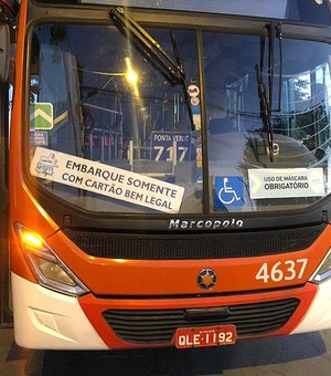 Motorista de ônibus pede que passageiro use máscara e é agredido em Maceió