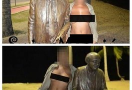 Mulher posta fotos nua ao lado de estátuas de Aurélio e Graciliano