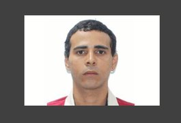 Polícia procura suspeito de matar jovem com doença mental