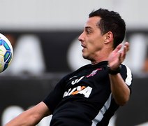 Corinthians e Atlético-MG se enfrentam pelo título em Minas