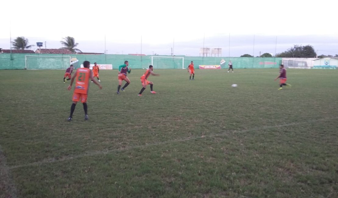 Para encerrar temporada, Coruripe treina para buscar vitória em Aracaju