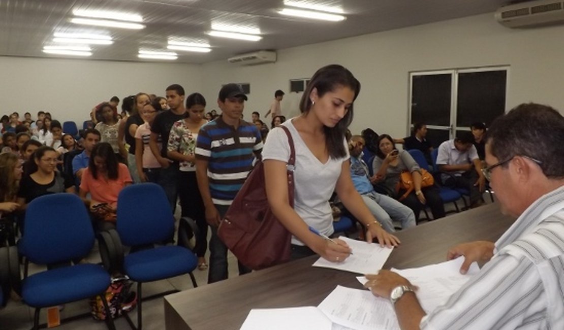 Prefeitura garante vaga para mais 132 estagiários