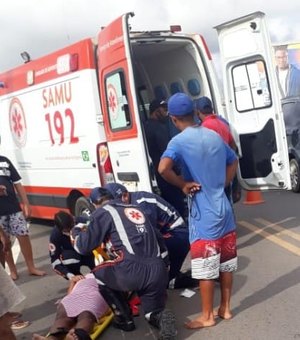 Colisão entre motos deixa mulher ferida na AL 115, em Arapiraca