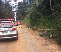 Corpo encontrado em estrada próximo a matagal é de jovem de apenas 15 anos