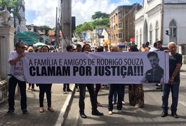 Familiares e amigos de cantor sertanejo morto em Maceió cobram solução do caso