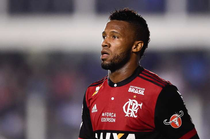 Ex-jogador do Flamengo e Vasco é contratado por clube alagoano